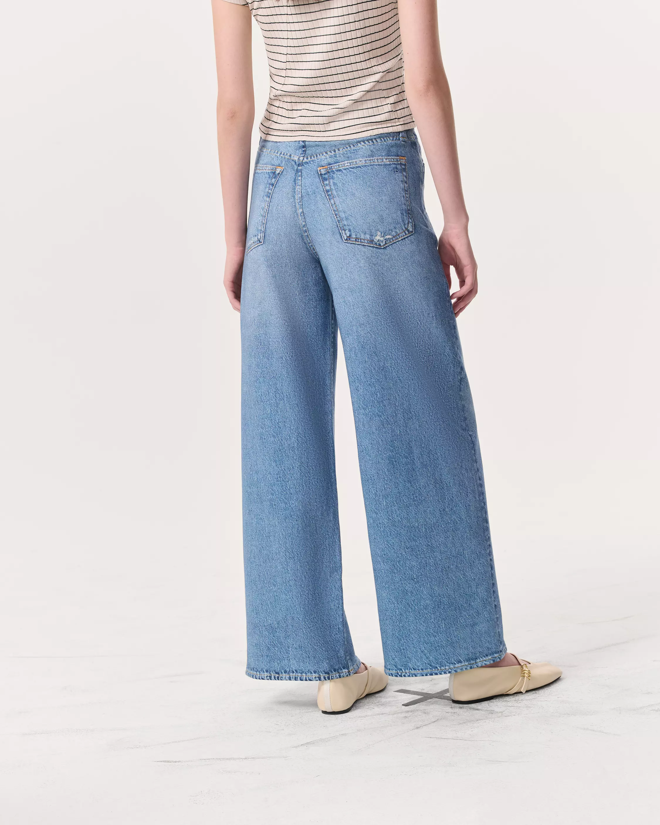 Wide Sweatpants Jeans - Image 18