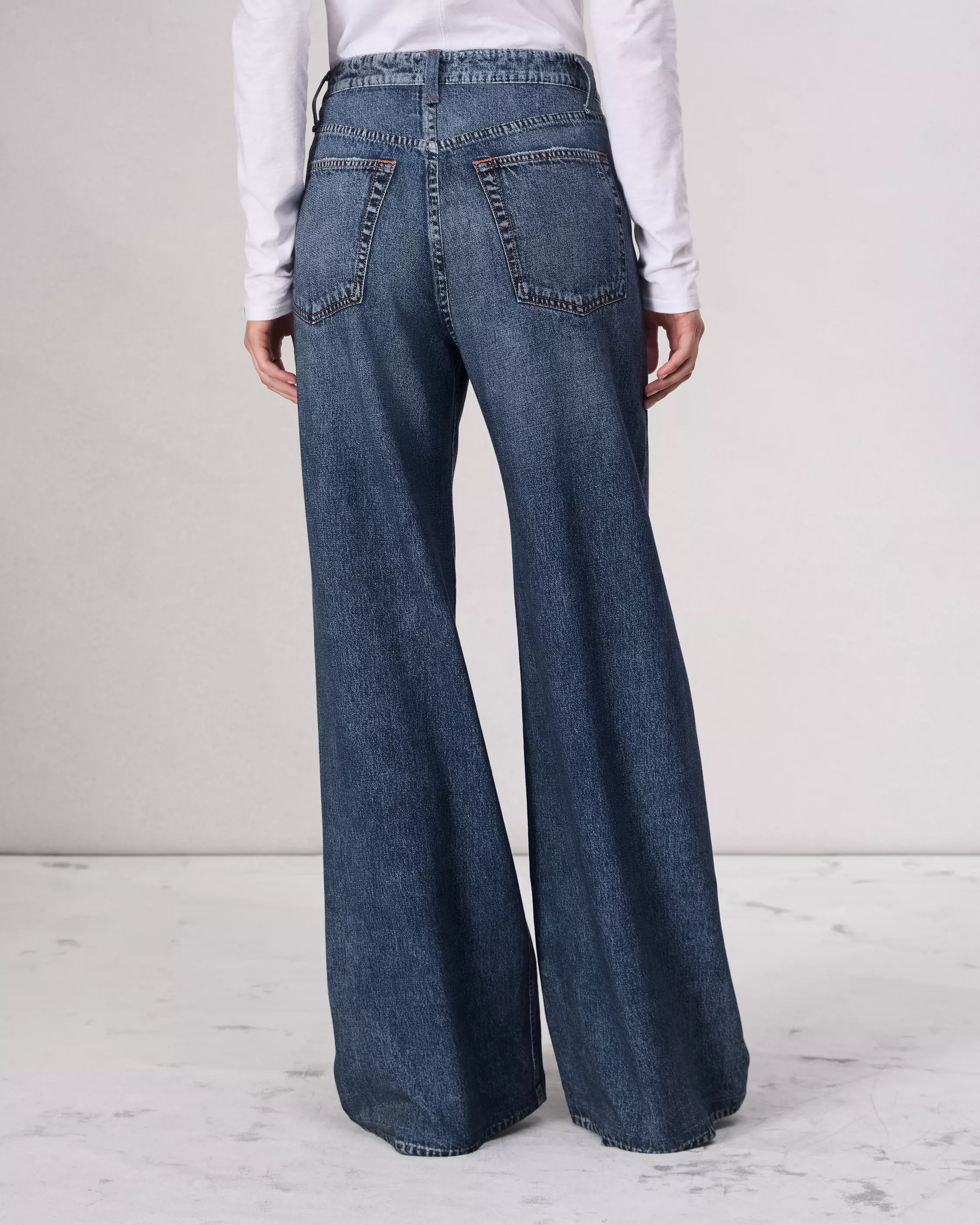 Wide Sweatpants Jeans - Image 4